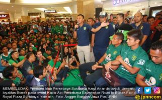 Ribuan Bonek Ubah Mal Seperti Gelora Bung Tomo, Spektakuler! - JPNN.com