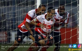 Arema FC Bertekuk Lutut di Kandang Madura United - JPNN.com