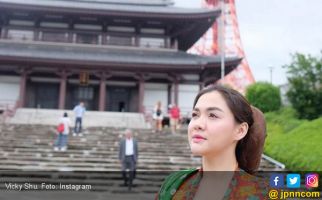 Vicky Shu Gelar Pengajian Jelang Hari Pernikahan - JPNN.com
