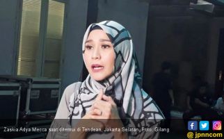 Zaskia Mecca tak Bisa Lahirkan Anak Keempat Secara Normal - JPNN.com