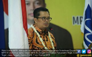 Generasi Muda Harus Bangga Sebagai Bangsa Berpancasila - JPNN.com