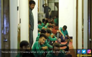 Gara-Gara Ini, Timnas U-19 Terpaksa Latihan di Lorong Hotel - JPNN.com