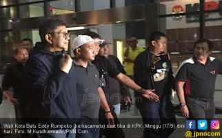 Gelar 3 OTT, KPK Tangkap 2 Kader Golkar dan 1 Politikus PDIP - JPNN.com