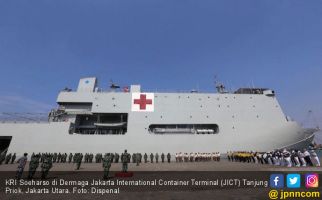 KRI Soeharso Berangkatkan Tim Baksos Kesehatan TNI - JPNN.com