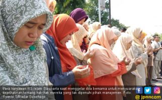 Gaji Dipangkas, Ratusan Pegawai RS Islam Gelar Doa Bersama - JPNN.com