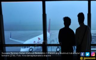 Cuaca Buruk, Delapan Penerbangan di Palembang Ditunda - JPNN.com