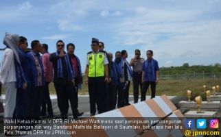 DPR Dorong Perpanjangan Run Way Bandara Mathilda Batlayeri - JPNN.com