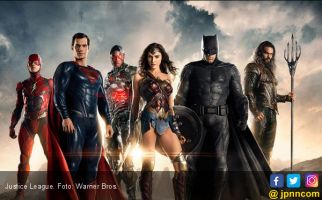 Diinjak Kritikus, Justice League Langsung Loyo di Box Office - JPNN.com