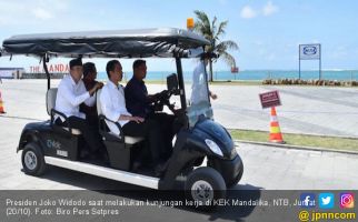 Jokowi: Siapkan Tempat Warga Jualan Cendera Mata di Sini - JPNN.com
