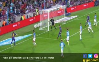 Gol Kontroversial Warnai Laga Barcelona vs Malaga - JPNN.com