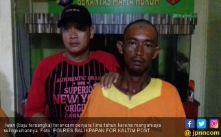 Tusuk Selingkuhan, Begitu Ditangkap Polisi Telepon Istri - JPNN.com