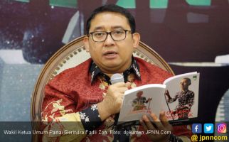 Bikin Puisi Lagi, Fadli Zon: di Kolong Ketemu Hantu Kecebong - JPNN.com