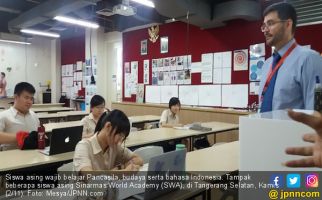 Siswa Asing Wajib Belajar Pancasila dan Budaya Indonesia - JPNN.com