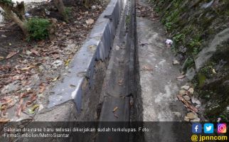 Proyek Drainase Baru Dikerjakan, Tapi Kok Udah Rusak Begini - JPNN.com