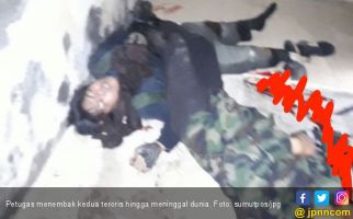2 Teroris Pembakar Mapolres Itu Baru Setahun Tamat Kuliah - JPNN.com