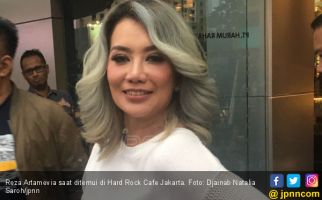 Eksis Nyanyi Lagi, Album Baru Reza Digarap Musisi Bule - JPNN.com