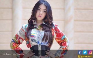 Tina Toon Sudah Ngebet Belah Duren Tahun Depan - JPNN.com