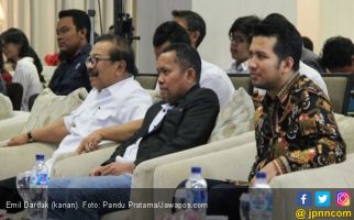 Emil Dardak Sanjung Pakde Karwo - JPNN.com