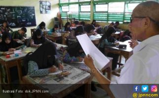 Mayoritas Honorer, Guru PNS Hanya 40 Persen - JPNN.com