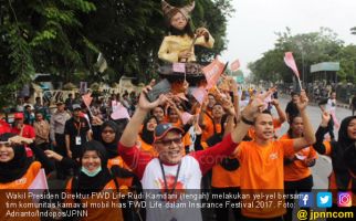 FWD Life Edukasi Masyarakat Lewat Insurance Festival 2017 - JPNN.com
