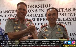 Irjen Paulus Waterpauw Batal Maju di Pilkada 2018 - JPNN.com