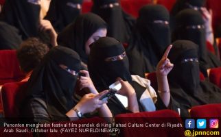 Duit Minyak Mengering, Saudi Bakal Buka 300 Bioskop - JPNN.com