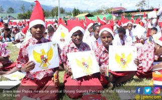 22.205 Siswa Papua Warnai Gambar Burung Garuda Pancasila - JPNN.com