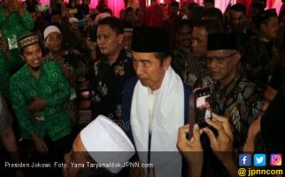 Silaturahmi dengan Para Ulama, Jokowi Merasa Bahagia - JPNN.com