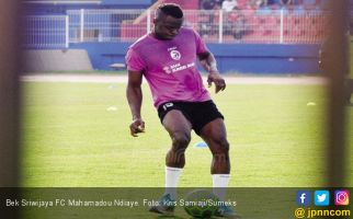 Sriwijaya FC Masih Bergantung Pada Mahamadou N'Diaye - JPNN.com