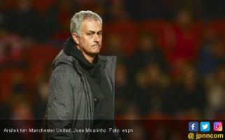 Memori Buruk Desember Bayangi Jose Mourinho - JPNN.com