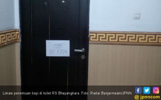 Wanita Pucat dan Lemas, Habis Buang Bayi di Toilet RS? - JPNN.com