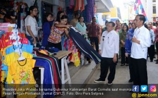 Jokowi Lunasi Janji ke Pedagang Pasar di Pontianak - JPNN.com