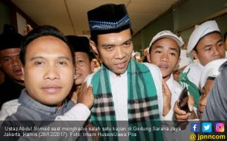 Ustaz Abdul Somad Sebut Teuku Wisnu Saudaranya - JPNN.com