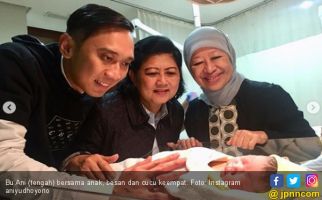 Ani Yudhoyono: Alhamdulillah, Tahun Baru, Cucu Baru - JPNN.com