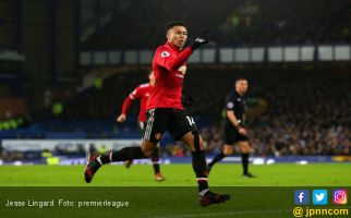 Dua Gol Indah Bawa Manchester United Kembali ke Posisi Kedua - JPNN.com