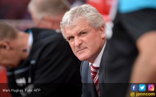 Stoke City Pecat Mark Hughes - JPNN.com