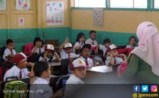 Sebagian Sekolah Dasar Kekurangan Murid Baru - JPNN.com