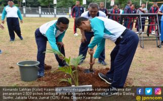 Jelang Hari Dharma Samudra, Kolatarmabar Tanam 2.500 Pohon - JPNN.com