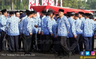 Semoga Kenaikan Gaji PNS Tak Jadi Bumerang bagi Jokowi - JPNN.com