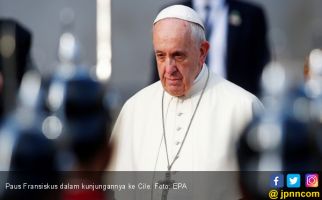 Paus Datang, Gereja Diserang - JPNN.com