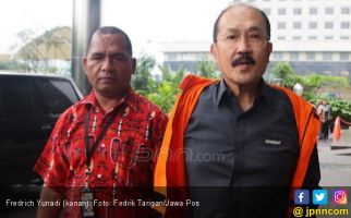 KPK Mangkir, Hakim Tunda Sidang Praperadilan Fredrich Yunadi - JPNN.com