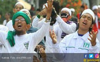 FPI Desak Jokowi Terbitkan Perppu Penumpasan LGBT - JPNN.com