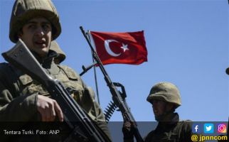 Jutaan Warga Terdampak Gempa, Tentara Turki Sibuk Perang di Suriah - JPNN.com