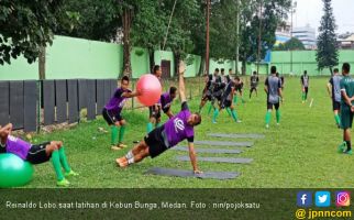 Lobo Akui Senang Berduet dengan M Roby - JPNN.com