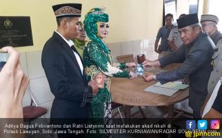 Detik-detik Ortu Mempelai Pria Melabrak di Lokasi Ijab Kabul - JPNN.com