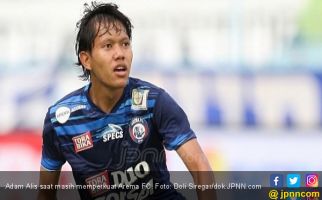 Arema FC vs Sriwijaya FC, Begini Komentar Adam Alis - JPNN.com