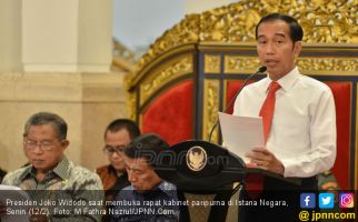 Pesan Presiden Jokowi untuk Pelaku Industri Busana Muslimah - JPNN.com