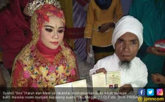 Kisah Cinta Syahril Harun dan Masriya Iskandar, Viral! - JPNN.com