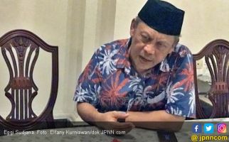 Eggi Sudjana Kecelakaan di Cibinong, Tujuh Jahitan - JPNN.com
