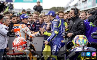 HUT ke-39 Valentino Rossi, Marquez: Saya Harap Dia Menurun - JPNN.com